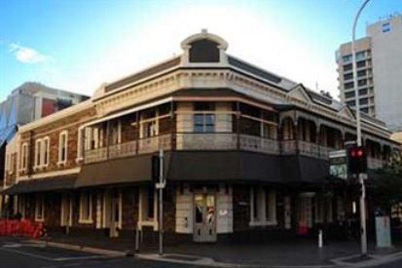 Hotel Metropolitan Adelaide Esterno foto